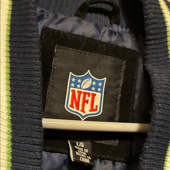 NFL Seattle Seahawks Black and Green Bomber Jacket - Picture 2 of 7